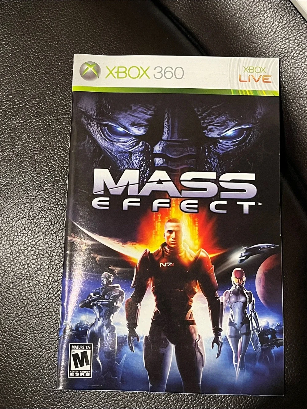 Mass Effect (Xbox 360) Video Game - Includes Manual- rated M